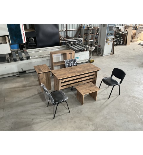 Çizgi Masa Takımı